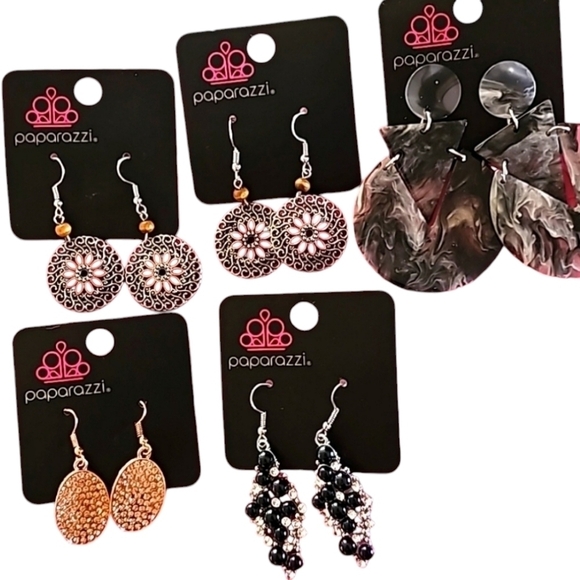 Jewelry - 5 piece earring Bundle